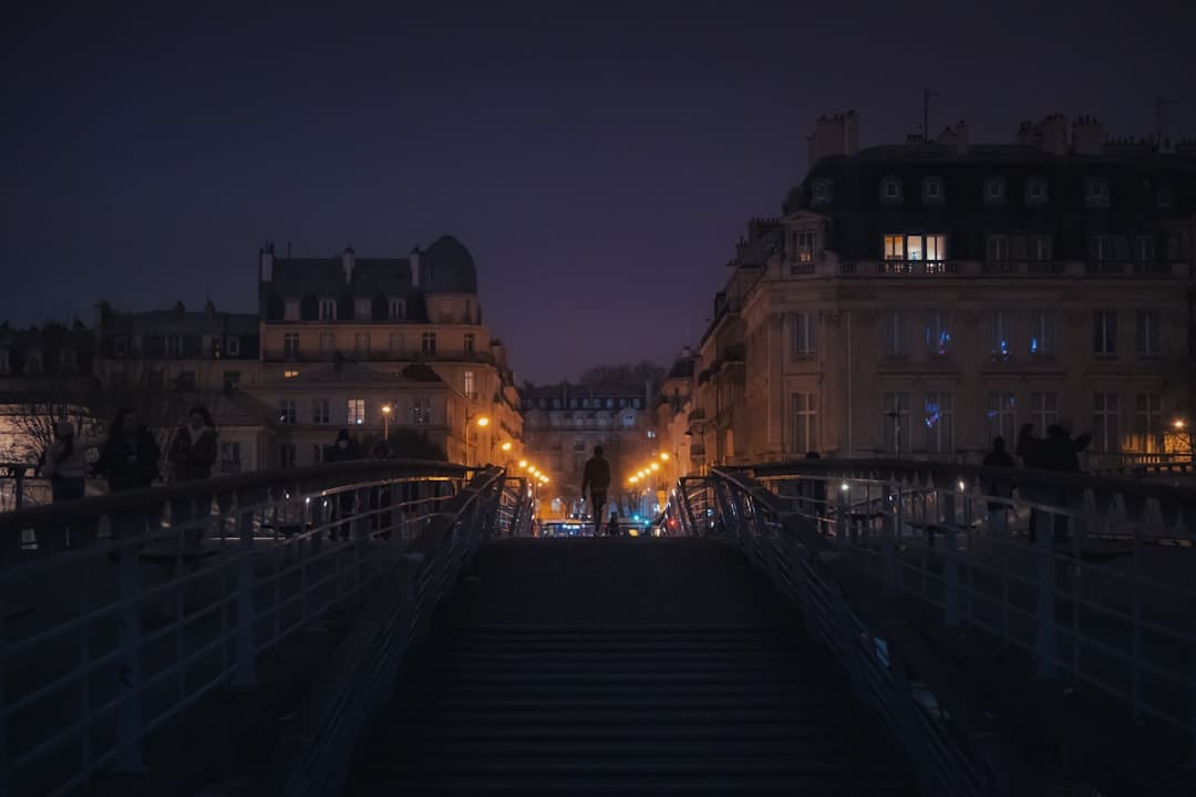 https://static.ws.126.net/163/frontend/images/2022/empty.png